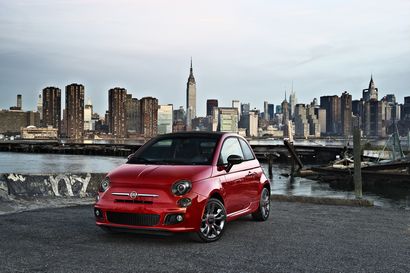 2017 Fiat 500 Pop with Sport Black Trim Appearance Package background shot