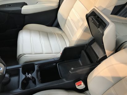2017 Honda CRV Touring center console detail