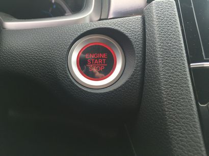 2016 Honda Civic sedan engine start/stop button