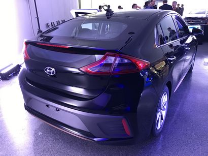 2017 Hyundai Ioniq Electric rear 3/4 view